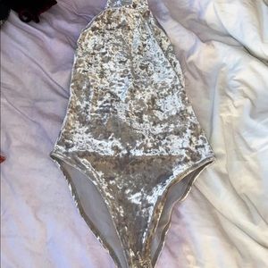 Forveer 21 crushed velvet silver bodysuit